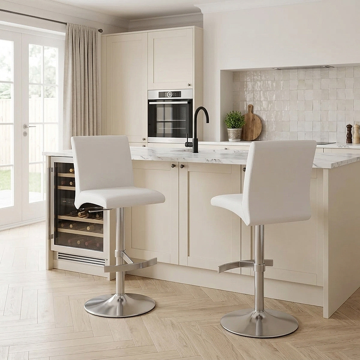 Chaise de Bar Faux Cuir Chrome Brossé - Deluxe High Back Blanc 