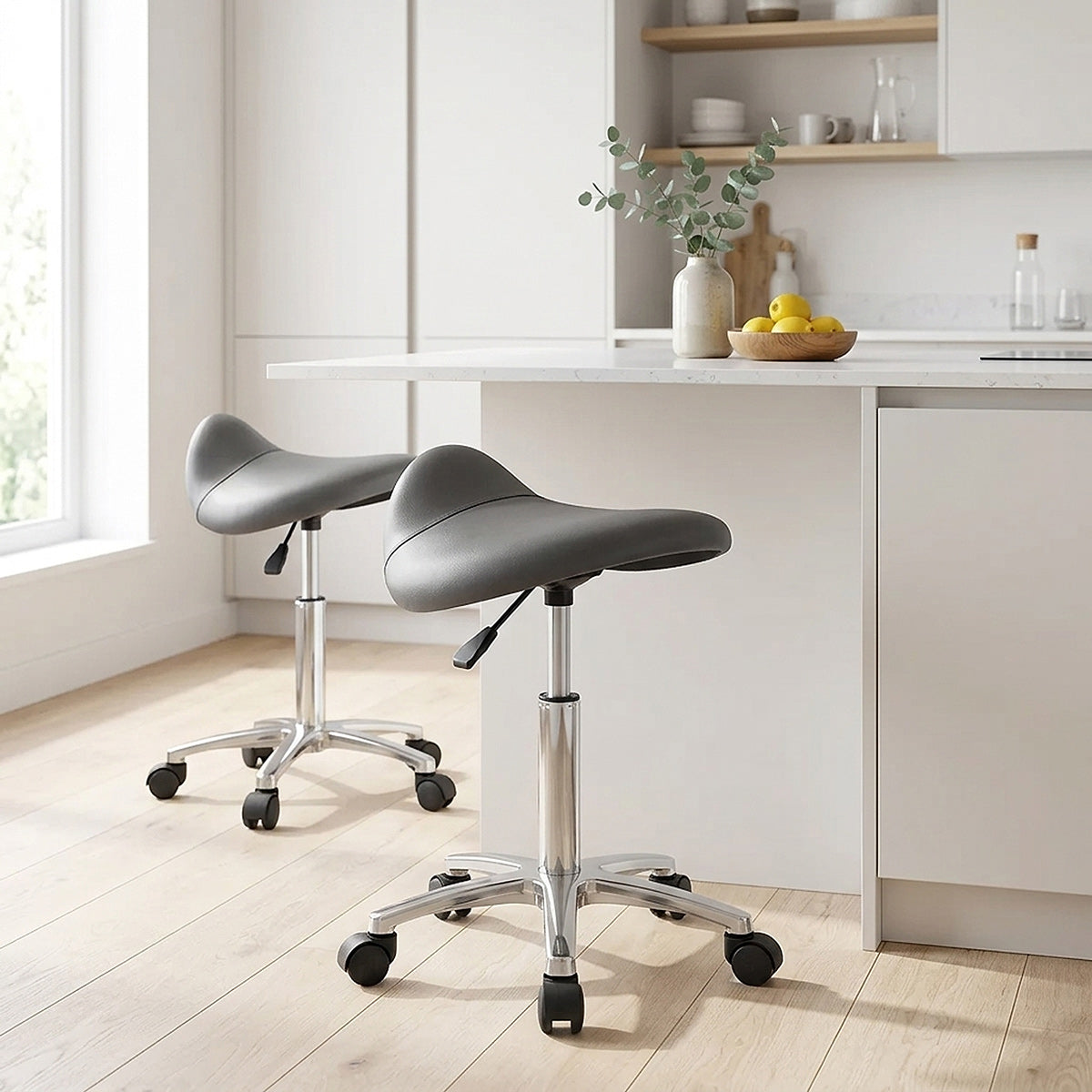 Tabouret Faux Cuir Chrome - Deluxe Saddle Gris 