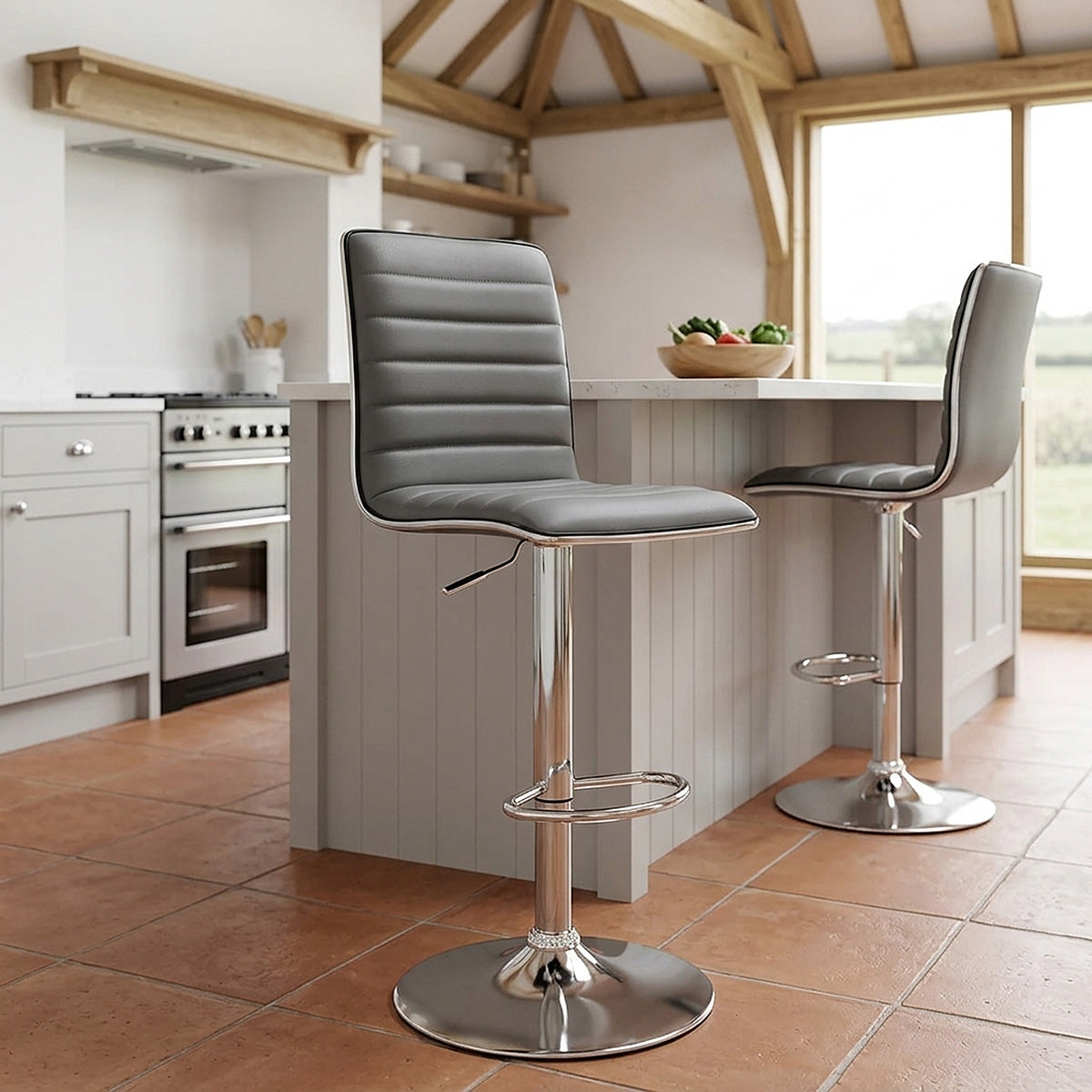 Chaise de Bar Faux Cuir Chrome - Hiline Gris 