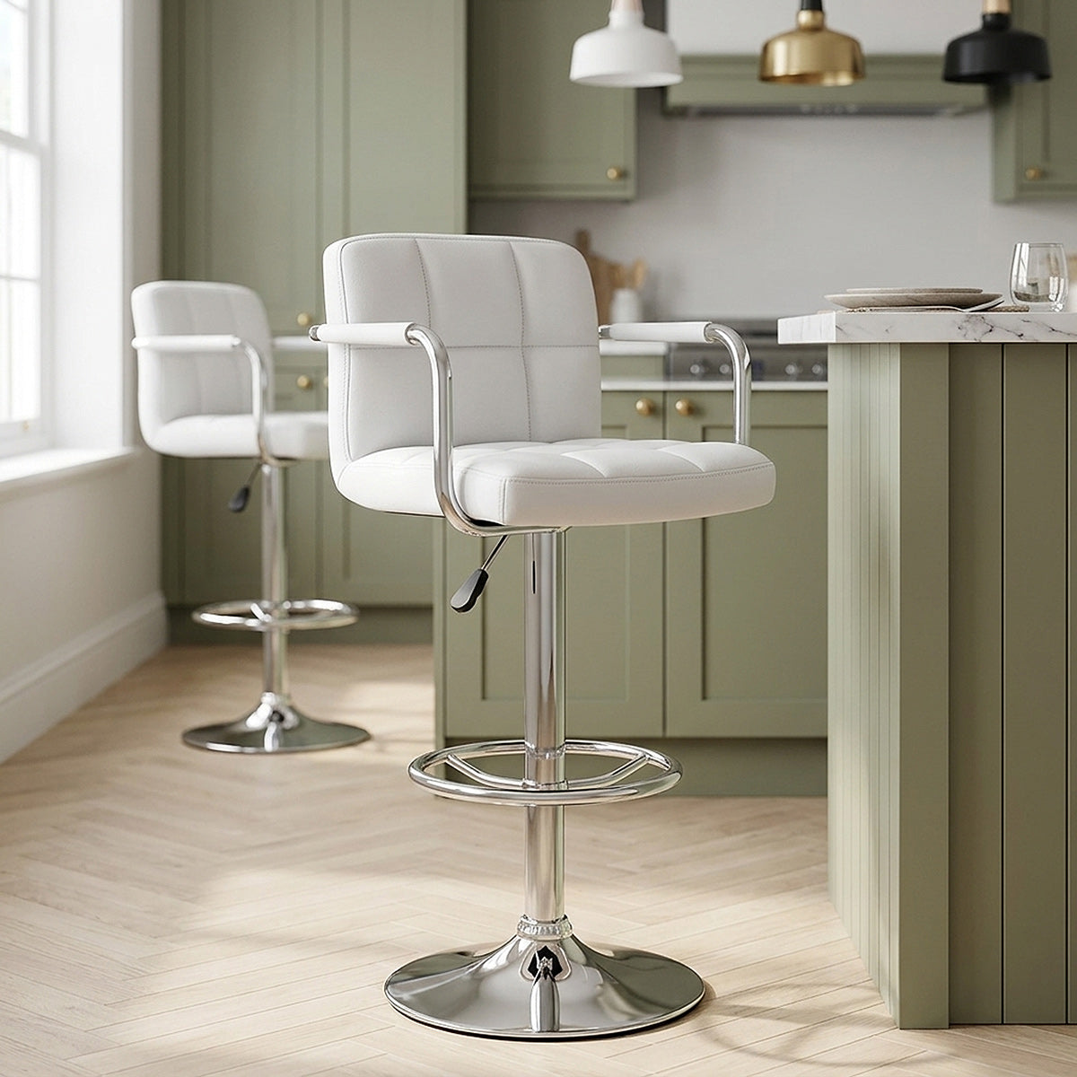 Chaise de Bar Faux Cuir Chrome - Maze Blanc 