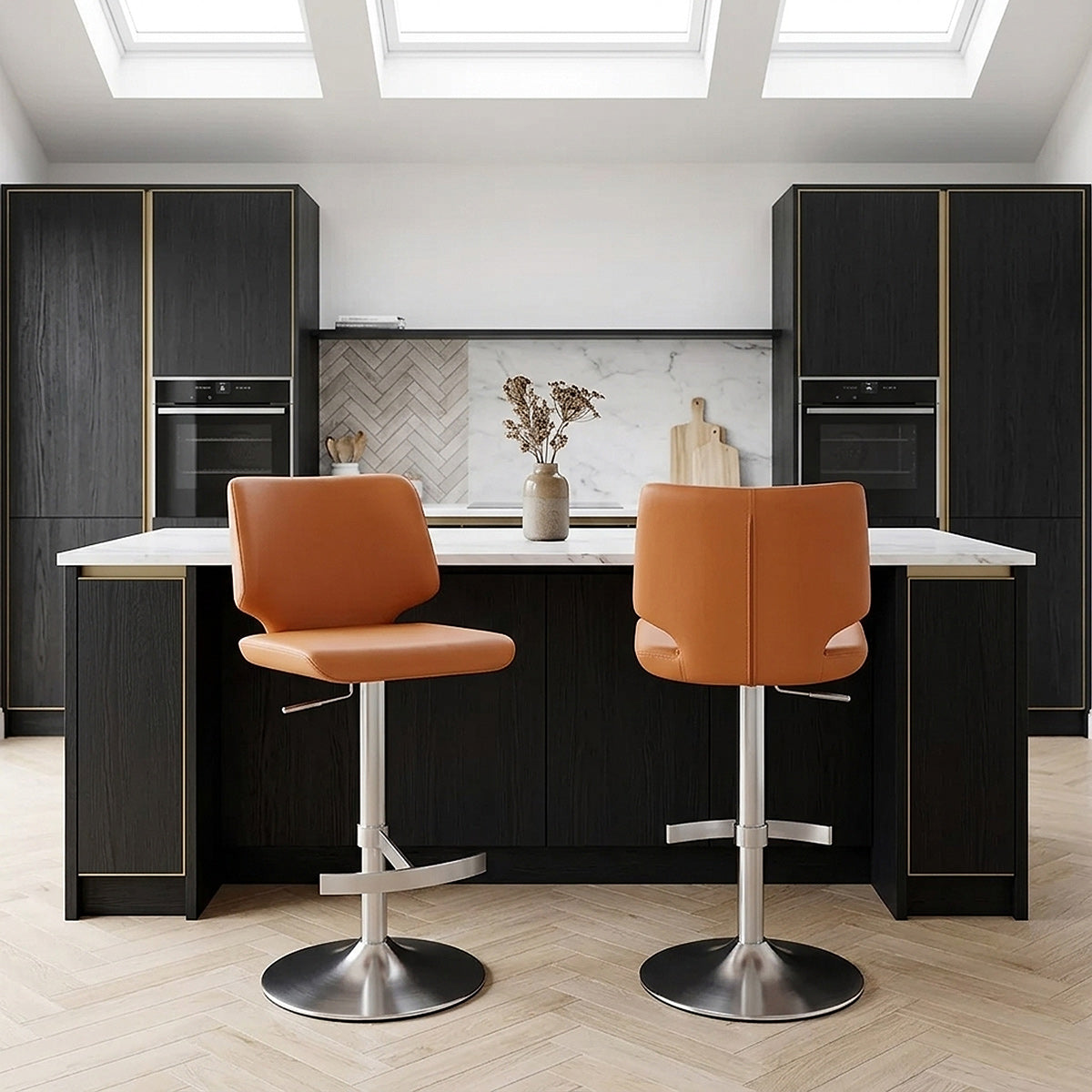 Tabouret de Bar Faux Cuir Chrome Brossé - Mode Orange 