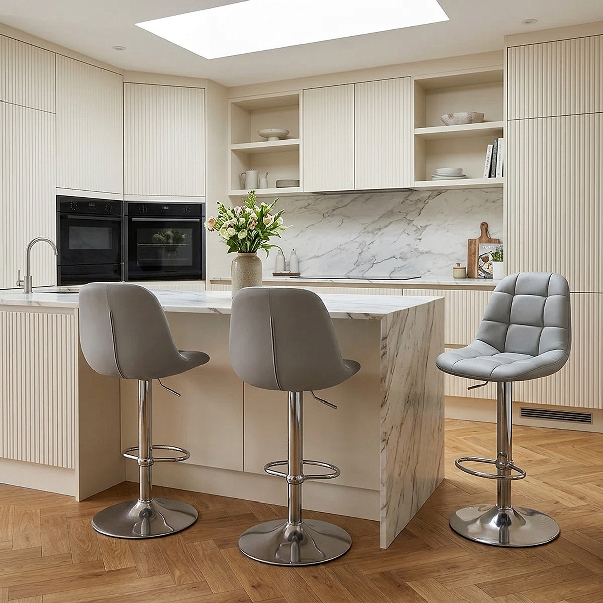 Chaise de Bar Faux Cuir Chrome Brossé - Rochelle Gris 