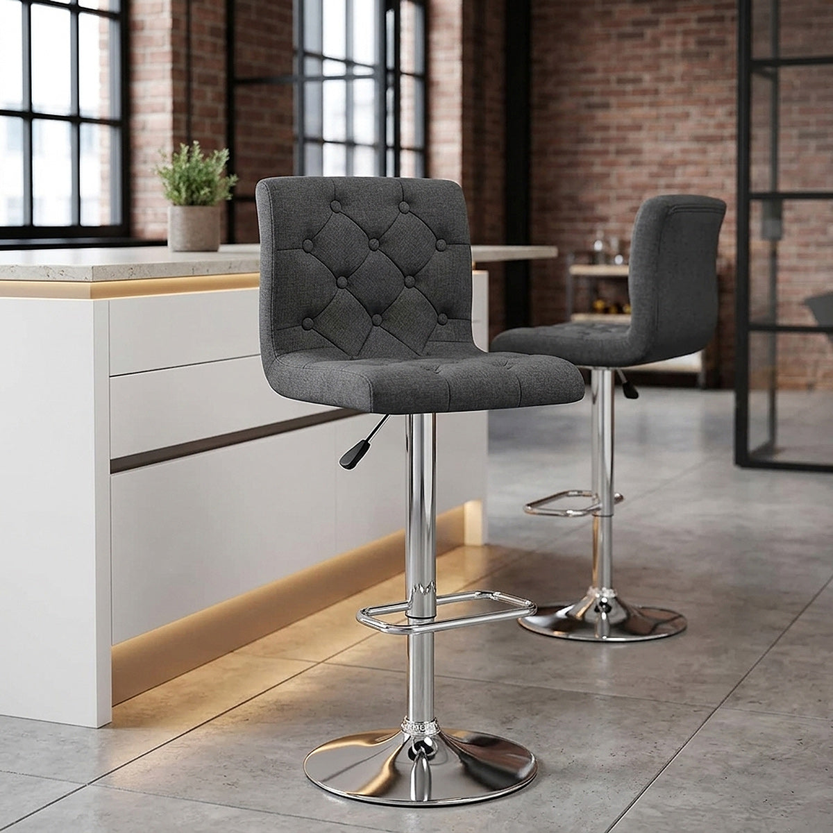 Chaise de Bar Chrome Tissu - Seattle Gris Foncé 