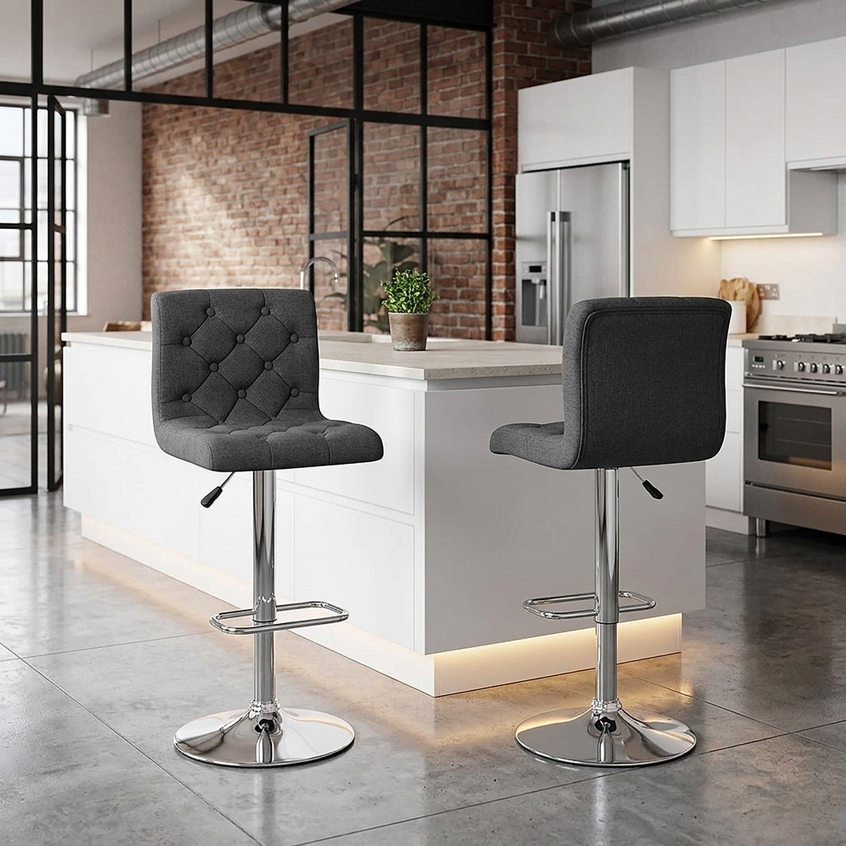 Chaise de Bar Chrome Tissu - Seattle Gris Foncé 