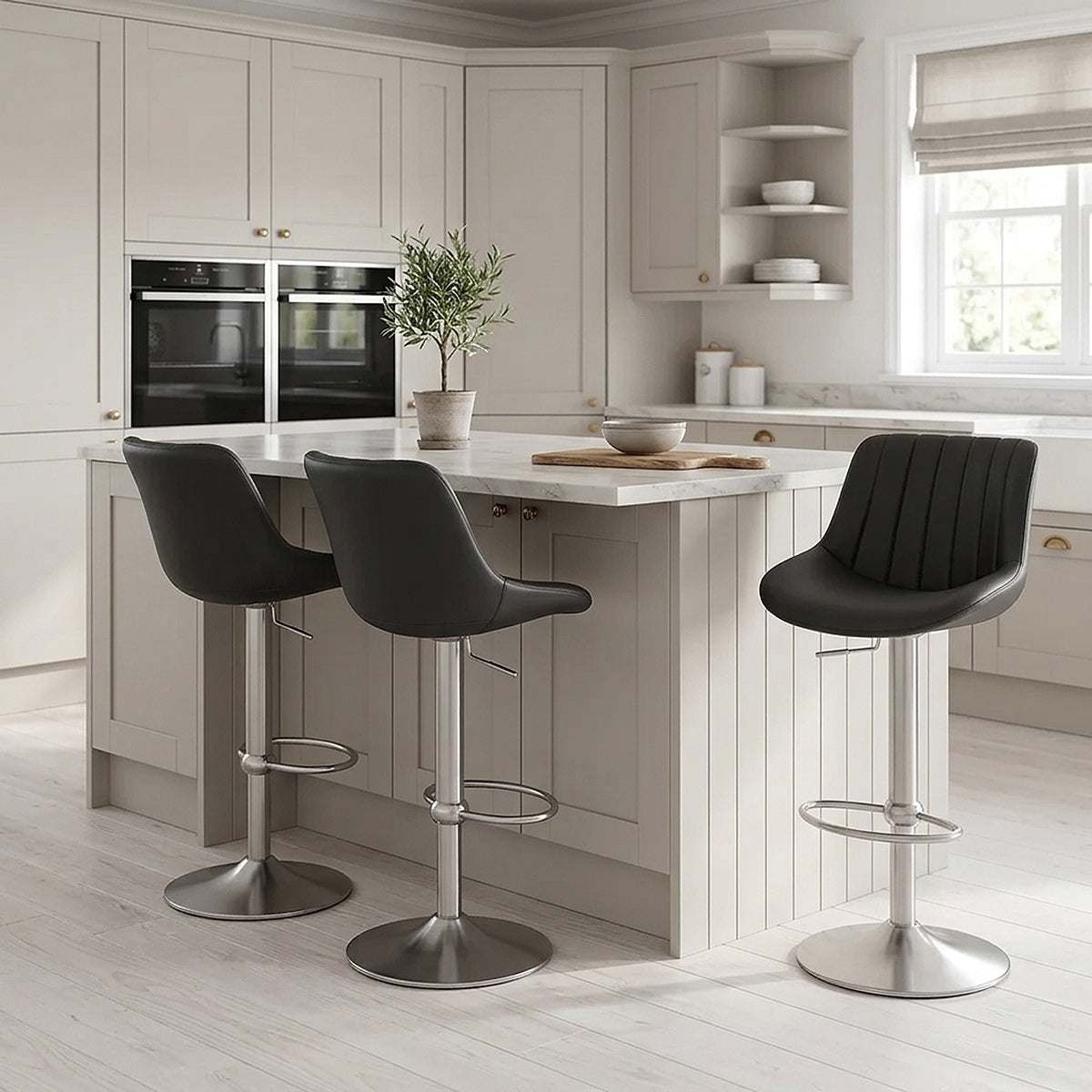 Tabouret Cuir Véritable - Versailles Noir 